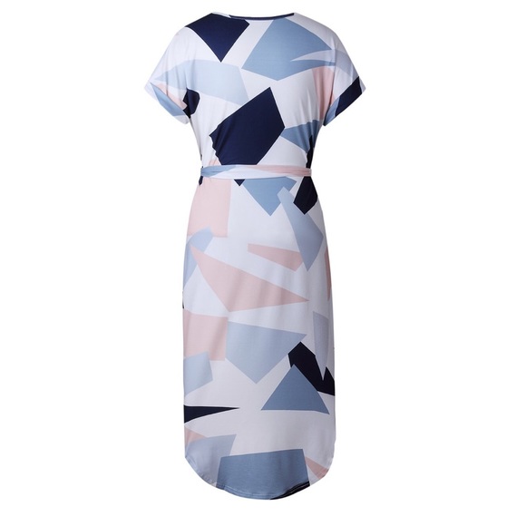 Flattering Curvy V-Neck Belted Midi Pencil Dress - Picture 3 of 4